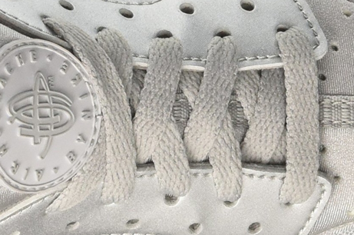 Nike Air Huarache Premium laces